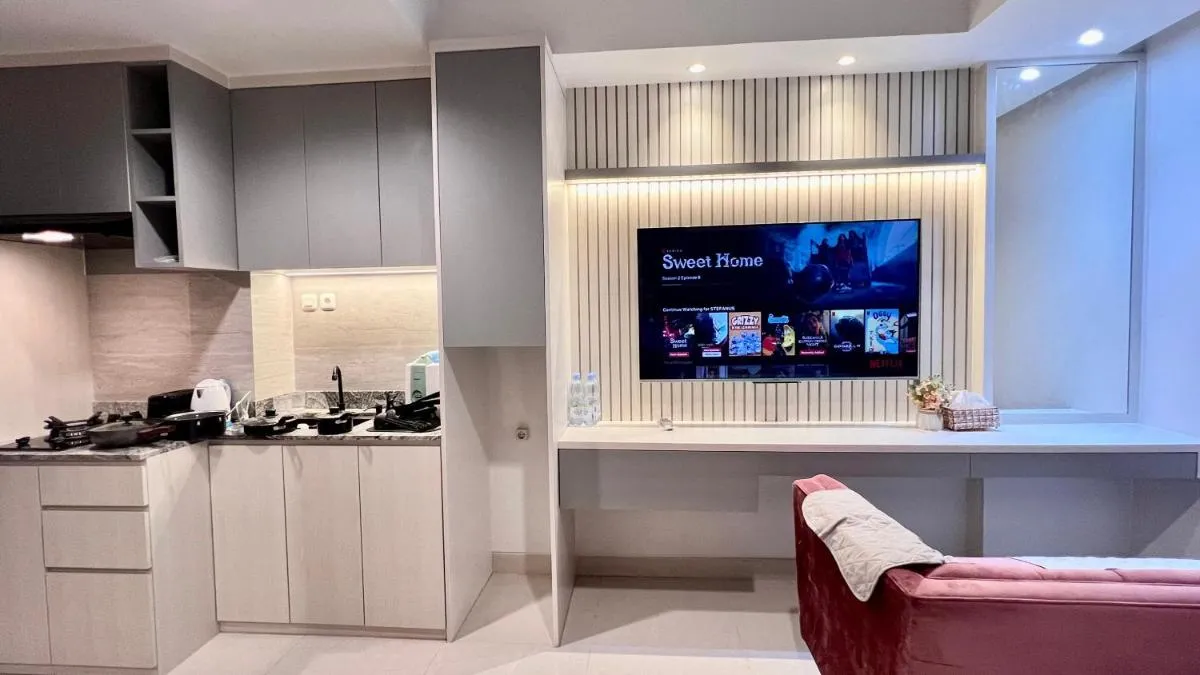 Image 4 of West Vista Apartment JKT Modern Design w/55” TV and 40/mbps Wi-fi