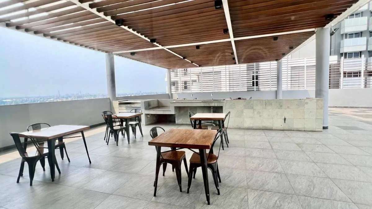 Image 6 of West Vista Apartment JKT Modern Design w/55” TV and 40/mbps Wi-fi