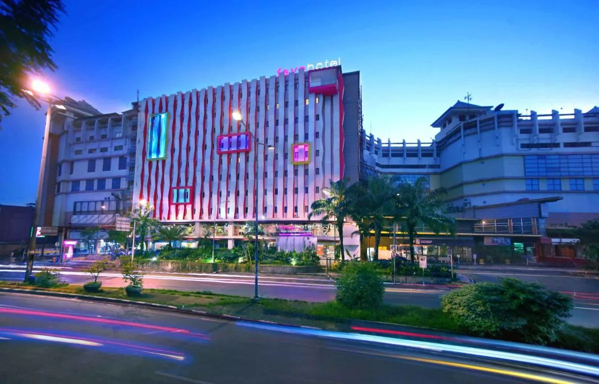 Image of favehotel PGC Cililitan