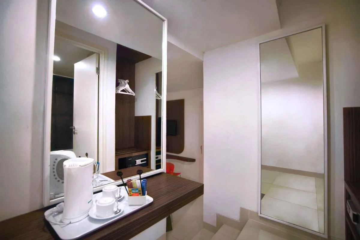 Image 2 of favehotel PGC Cililitan